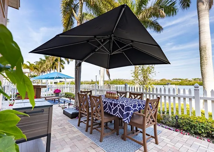Premier 2bd Waterfront Barefoot * Clearwater Beach
