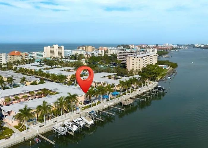 Premier 2bd Waterfront Barefoot Apartment Clearwater Beach