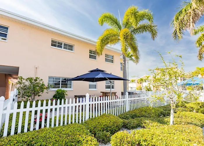 Premier 2bd Waterfront Barefoot
